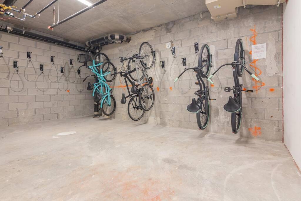 Amazing Condo In Downtown Miami/Brickell W/Parking Екстериор снимка