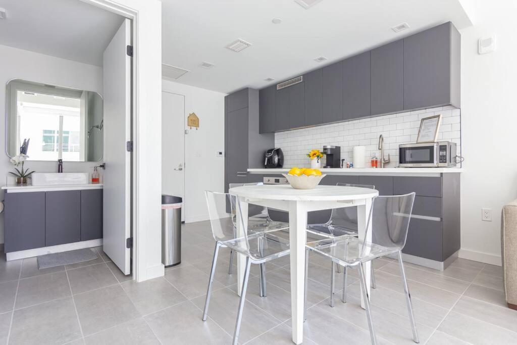Amazing Condo In Downtown Miami/Brickell W/Parking Екстериор снимка