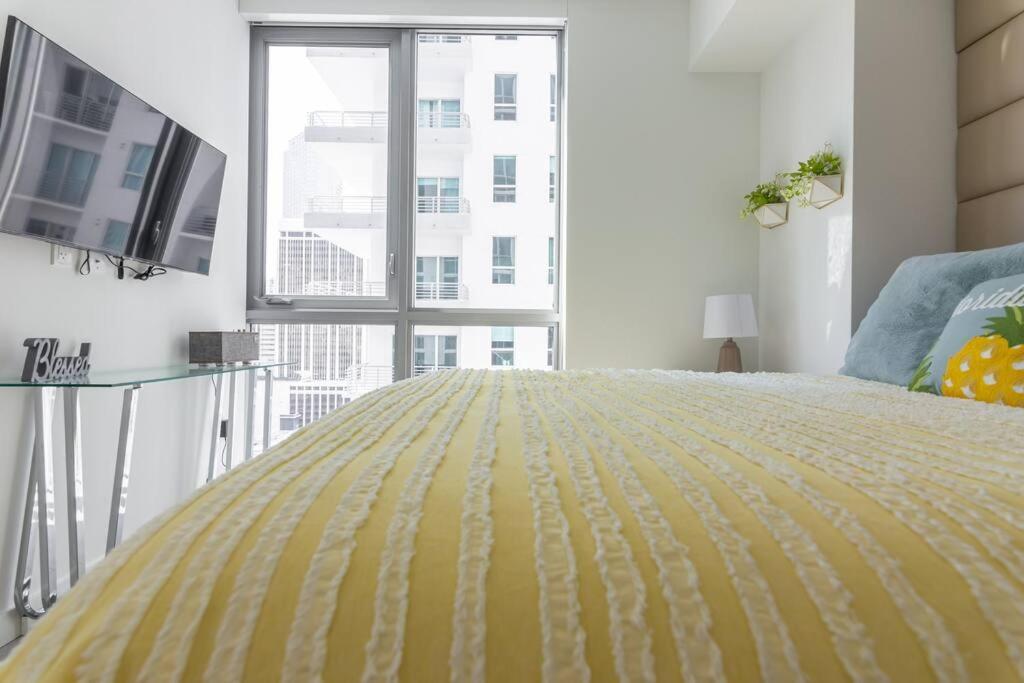 Amazing Condo In Downtown Miami/Brickell W/Parking Екстериор снимка