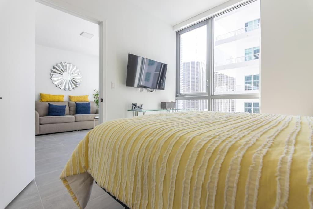 Amazing Condo In Downtown Miami/Brickell W/Parking Екстериор снимка