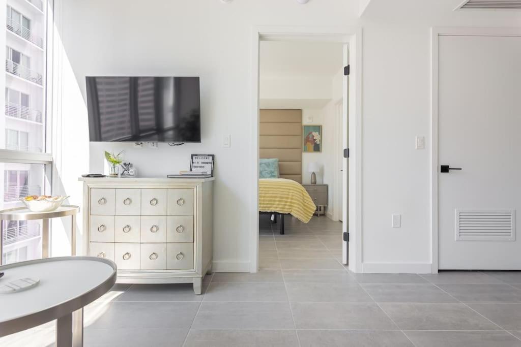 Amazing Condo In Downtown Miami/Brickell W/Parking Екстериор снимка