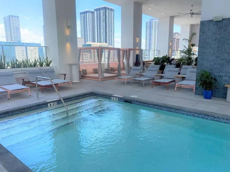 Amazing Condo In Downtown Miami/Brickell W/Parking Екстериор снимка